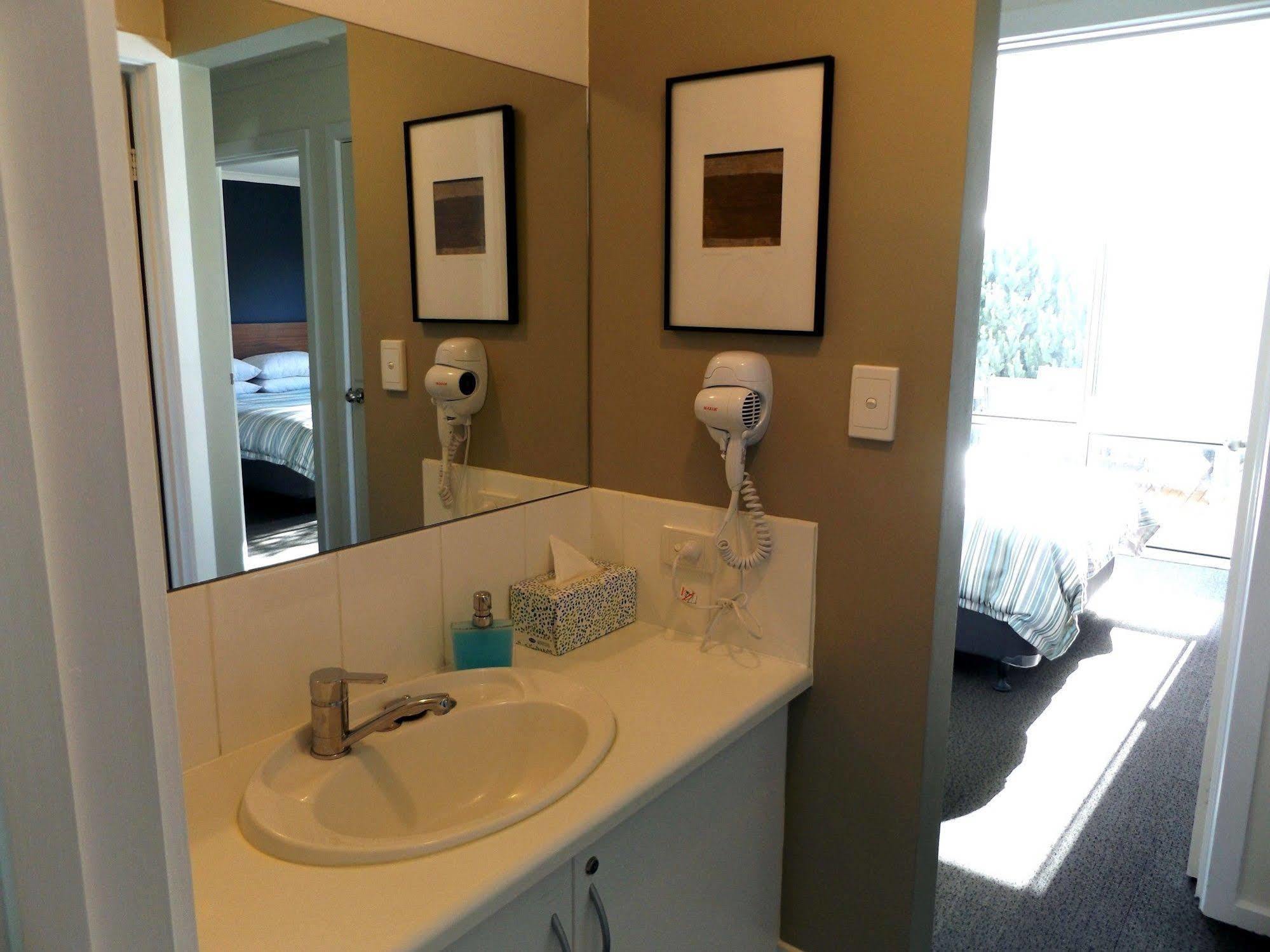 Villa Coorong Waterfront Retreat Meningie Esterno foto